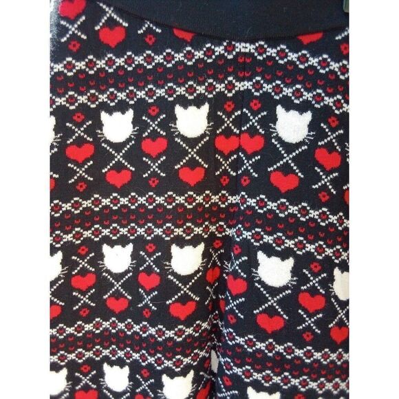 Torrid Winter Knit Leggings Cats & Hearts Women's 2 (2X 18/20) #10438551 - Picture 3 of 7